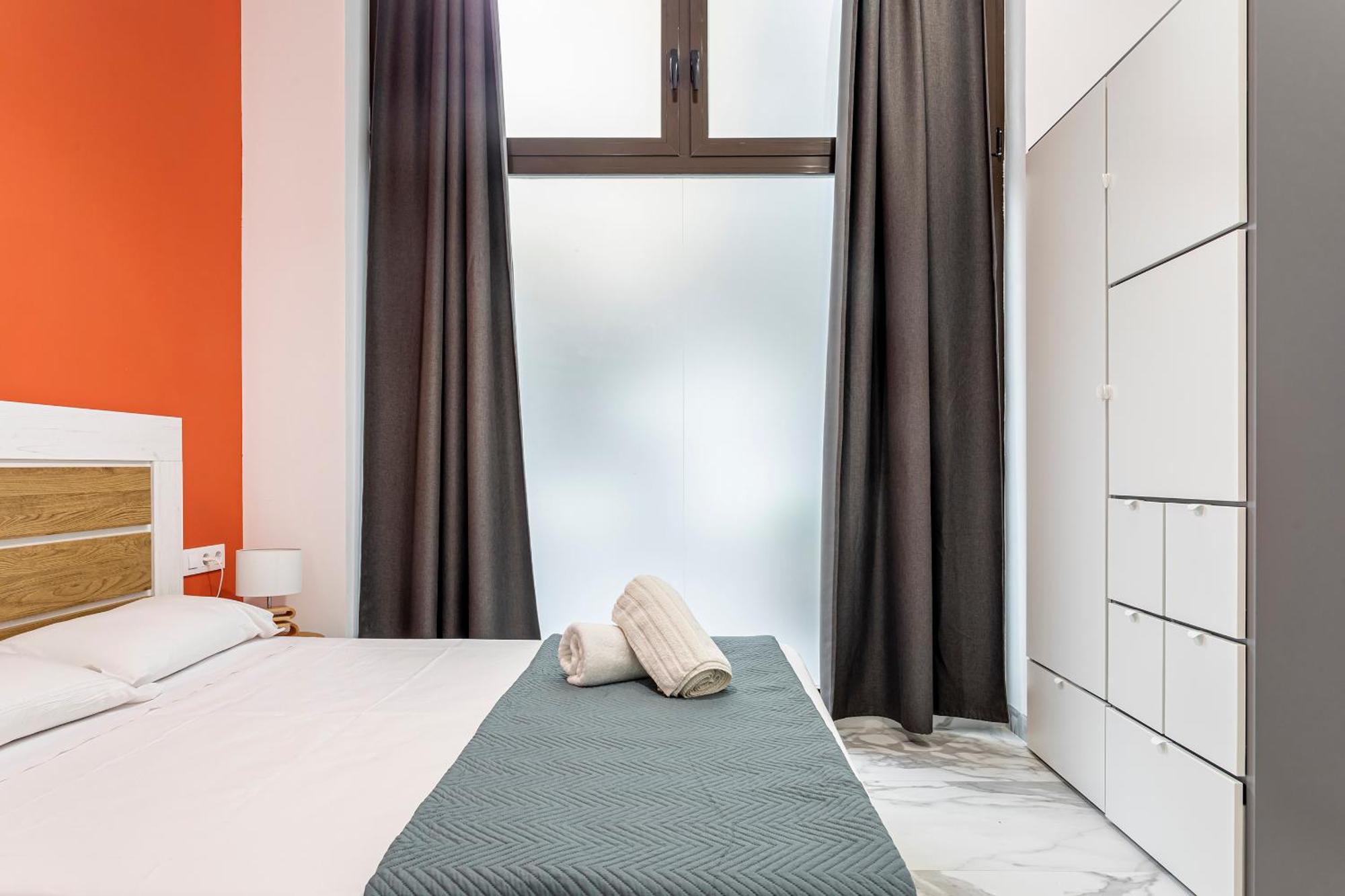 Apartamento De Estilo Moderno Hasta 5 Pax บาเลนเซีย ภายนอก รูปภาพ
